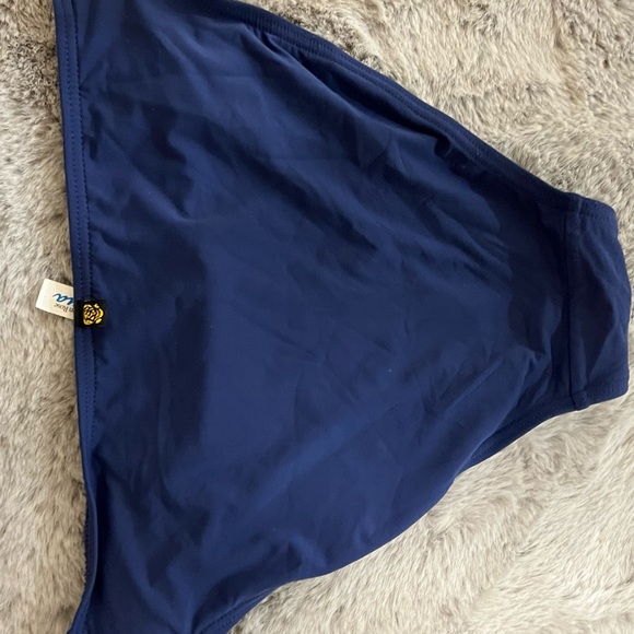 Bikini 👙 - Picture 3 of 4